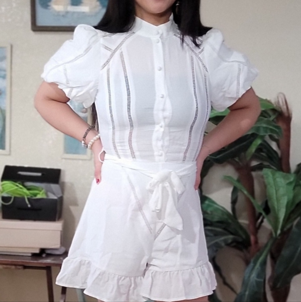 Beautiful white romper from fashion nova